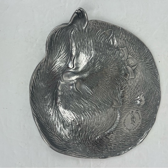 Collectible 90s Arthur Court sleeping cat dish-cast aluminum - Picture 5 of 10